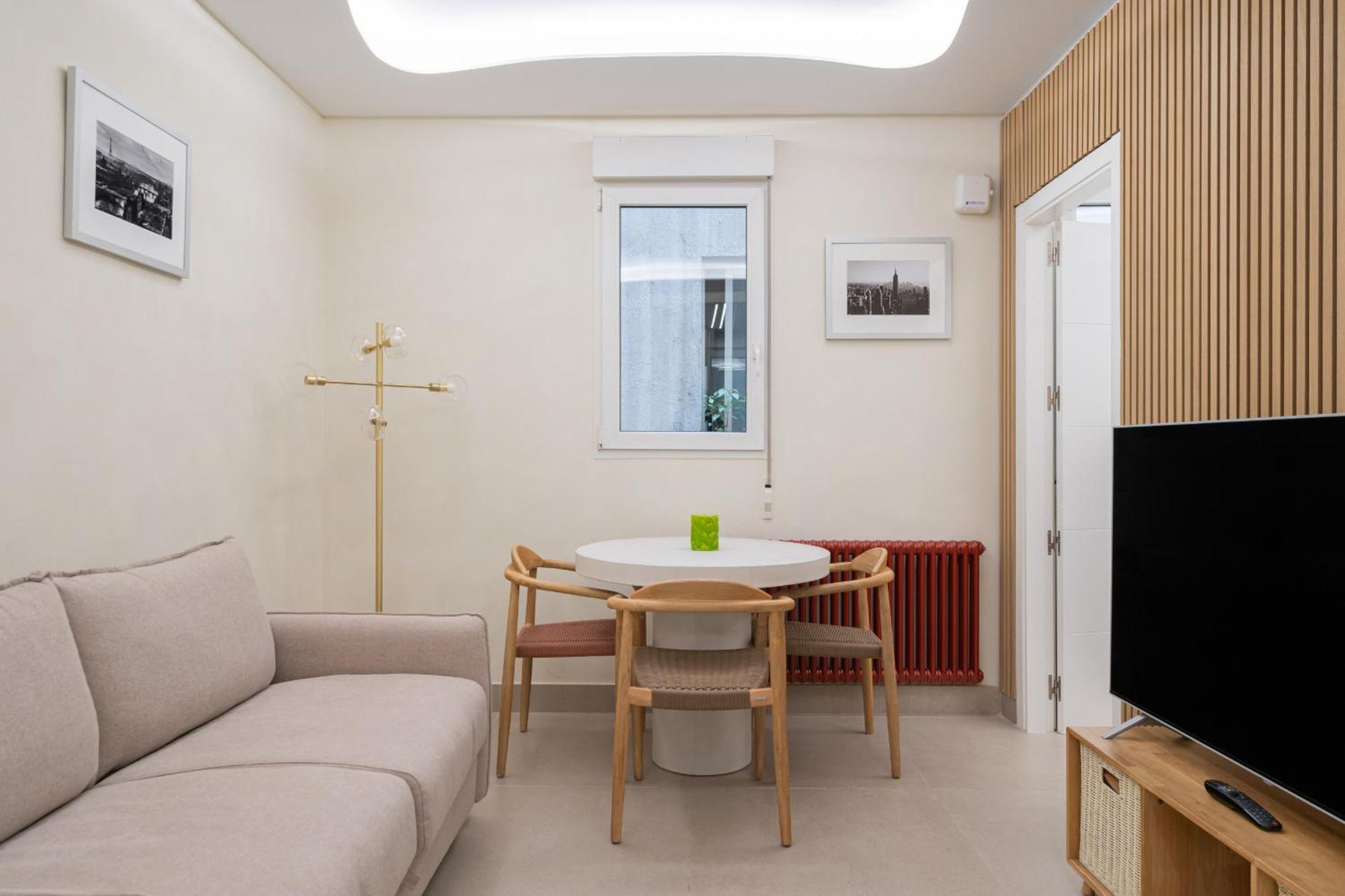 Apartamento Exclusivo En El Retiro Metro Ibiza Alquiler Temporal มาดริด ภายนอก รูปภาพ